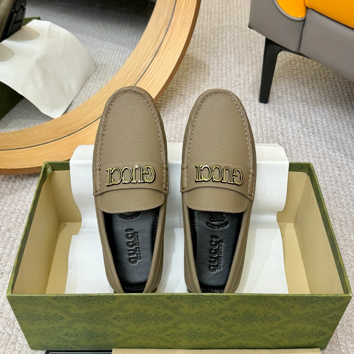 Men's shoes 💰420 (Yangli) Gucci* - the top version of Gucci classic beanie shoes! It is made of imported original cowhide and has a comfortable first layer of sheepskin lining! Original wear-resistant rubber outsole! High quality products! Size 38-46, with shoe dial, cloth bag, card